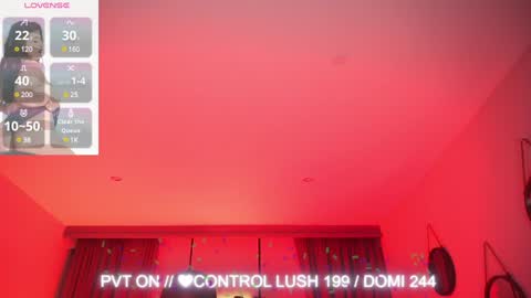 Snapshot of sheyla_hills_ chatting on 01-22-25, 04:02 Sheyla online show from 01-22-25, 04:02