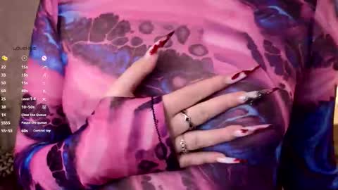 help me reach my first 25 thumbs up online show from 11-20-25, 10:09