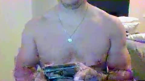 shines08092 online show from 12-18-24, 11:13