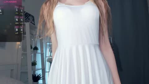 Stella  online show from 02-08-25, 08:10