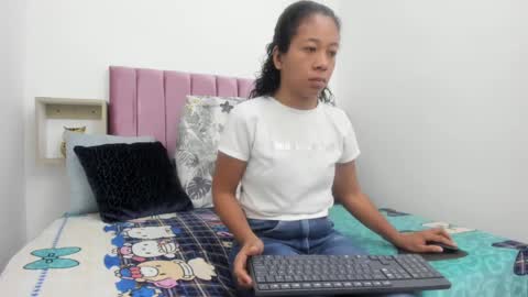 shira_sexylove online show from 02-06-25, 10:59