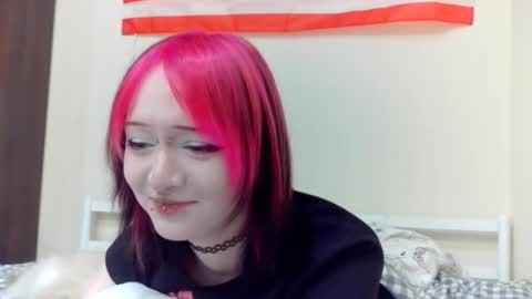 Snapshot of shirleyboulet chatting on 02-13-26, 08:38 Luna online show from 02-13-26, 08:38