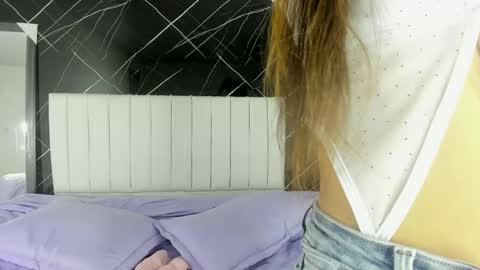 shirleyhott online show from 10-04-25, 02:37