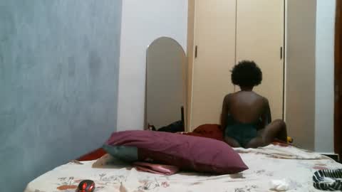 Shi-ro online show from 10-13-25, 01:55