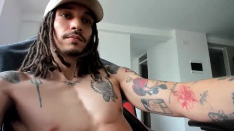 Snapshot of shiryu_ak chatting on 02-18-26, 04:25 -- online show from 02-18-26, 04:25