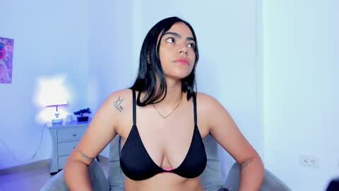 shizuka 11  online show from 10-20-25, 11:10