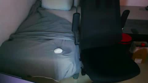 Snapshot of shji25 chatting on 04-09-26, 09:53 shi25 online show from 04-09-26, 09:53