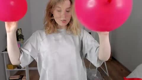 Snapshot of shoggothy chatting on 10-11-25, 01:31 Agatha online show from 10-11-25, 01:31