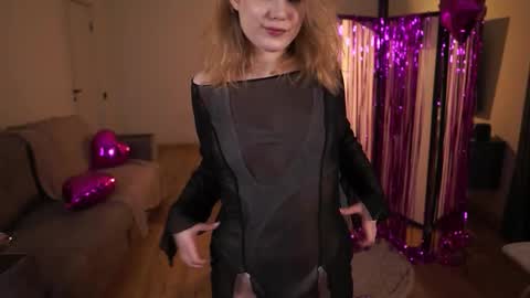 Snapshot of shoggothy chatting on 11-12-25, 01:22 Agatha online show from 11-12-25, 01:22