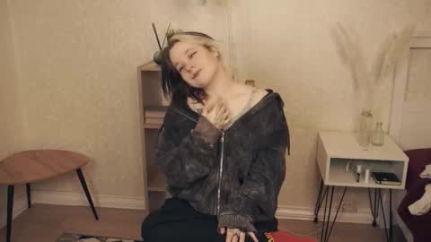 shonda online show from 10-18-25, 07:42