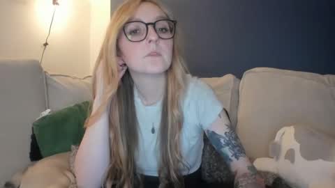 short sweetpea online show from 02-21-25, 10:04