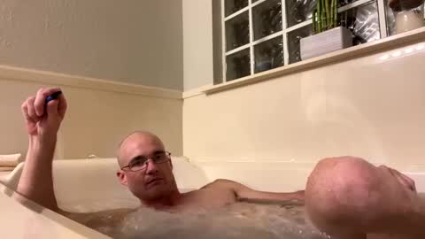 Snapshot of shortshortsman chatting on 09-12-25, 02:00 shortshortsman online show from 09-12-25, 02:00