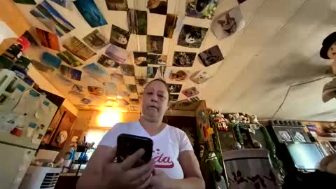 Snapshot of shorty920505 chatting on 09-09-25, 06:40 shorty920505 online show from 09-09-25, 06:40