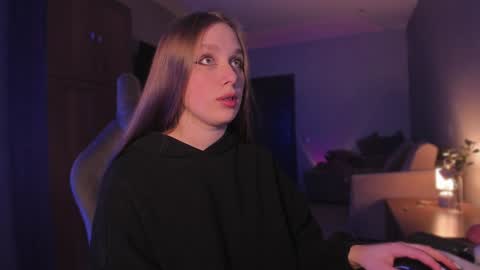 Diana online show from 12-22-24, 12:17