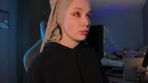 Diana online show from 01-21-25, 06:22