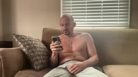 shouldadoneit online show from 03-06-25, 02:18