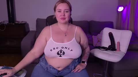 Snapshot of showmebbw chatting on 03-10-25, 05:39 Mimi online show from 03-10-25, 05:39