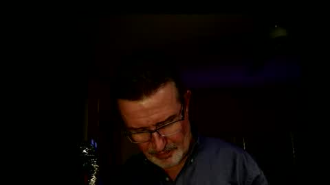 Snapshot of shrewtamer chatting on 10-10-25, 02:10 shrewtamer online show from 10-10-25, 02:10