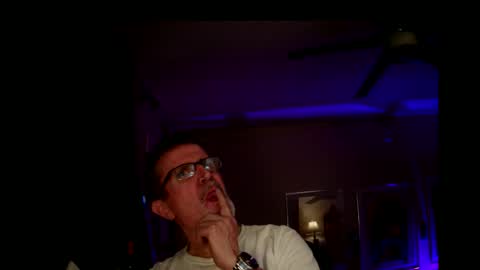 Snapshot of shrewtamer chatting on 10-16-25, 02:34 shrewtamer online show from 10-16-25, 02:34