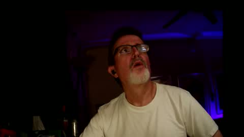 Snapshot of shrewtamer chatting on 10-21-25, 05:08 shrewtamer online show from 10-21-25, 05:08