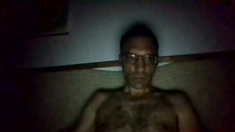 Snapshot of shsfdfl198152 chatting on 09-12-25, 08:53 Dniel Gyrffy online show from 09-12-25, 08:53