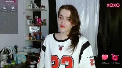 Shun White online show from 12-05-24, 03:48