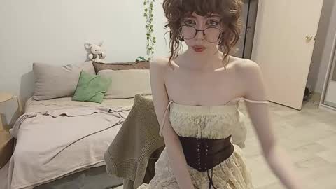 Aria online show from 11-10-25, 10:58