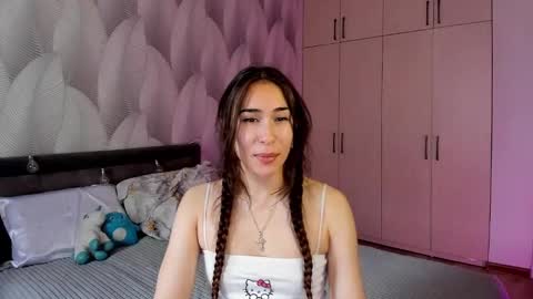 Snapshot of shy_bambiii chatting on 12-10-24, 06:01 Mika online show from 12-10-24, 06:01