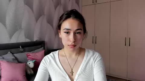 Snapshot of shy_bambiii chatting on 02-08-25, 07:04 Mika online show from 02-08-25, 07:04