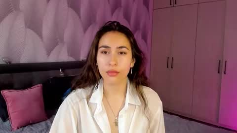 Snapshot of shy_bambiii chatting on 10-02-25, 02:29 Mika online show from 10-02-25, 02:29