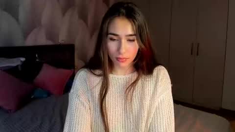 Mika online show from 11-03-25, 02:02