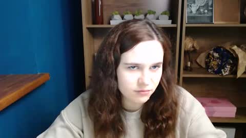 Snapshot of shy_lil chatting on 12-15-25, 01:59 shy_lil online show from 12-15-25, 01:59