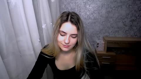 shy_sabrina_ online show from 12-23-24, 08:00