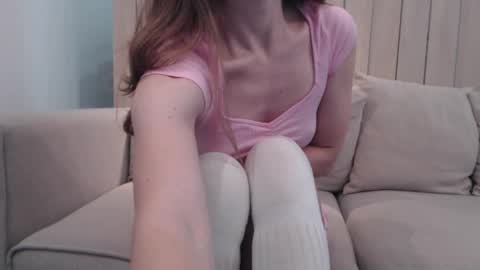 shy_schoolgirl_ online show from 01-24-25, 12:31