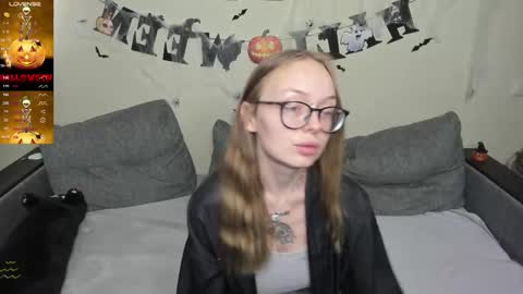 Melissa online show from 11-02-25, 06:54