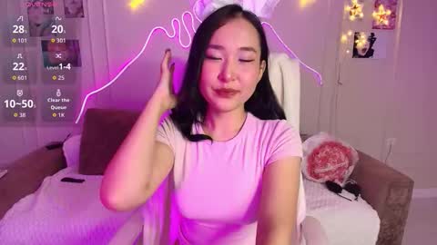 Amy online show from 11-29-25, 03:37