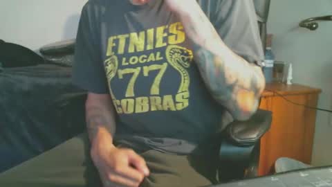 shyboyhugecum2020 online show from 10-23-25, 02:55