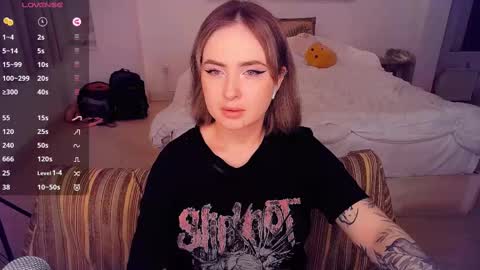 Effie online show from 02-25-25, 06:09
