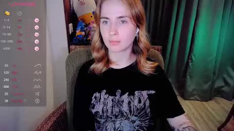 Effie online show from 11-28-25, 05:37