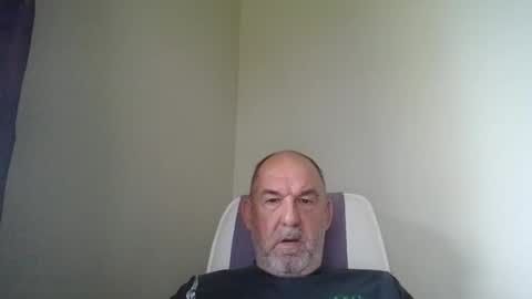 Snapshot of shyguytm chatting on 02-14-25, 08:37 shyguytm online show from 02-14-25, 08:37