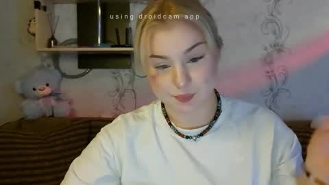 Snapshot of shylove_elina chatting on 10-21-25, 06:41 shylove_elina online show from 10-21-25, 06:41