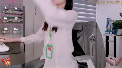 Snapshot of shyn_22 chatting on 11-24-25, 05:18 shyn_22 online show from 11-24-25, 05:18