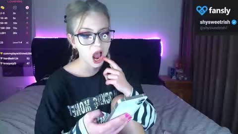 shysweetrish online show from 03-06-25, 06:08