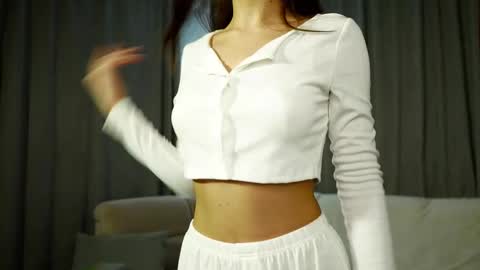 Tanya online show from 02-17-26, 01:18