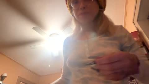 Snapshot of shyykiitty chatting on 01-26-25, 05:45 shyykiitty online show from 01-26-25, 05:45