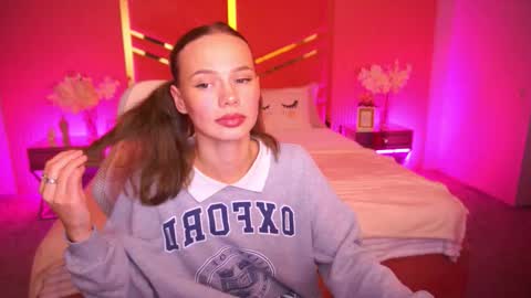 shyysiren online show from 10-07-25, 02:58