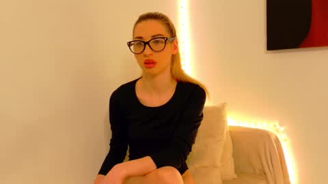 Anastasia online show from 02-19-26, 06:31