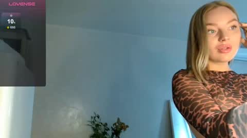 Eva online show from 09-15-25, 01:49