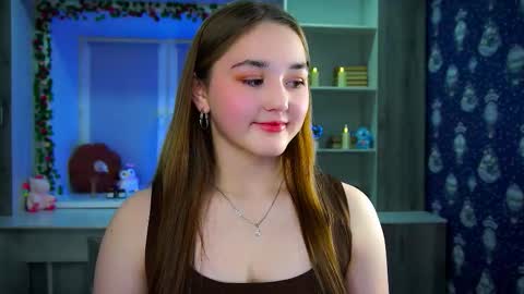 Snapshot of sibylra chatting on 11-17-25, 03:29 Olivia online show from 11-17-25, 03:29