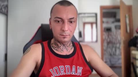 Snapshot of sidvicious23cm chatting on 09-19-25, 01:34 sidvicious23cm online show from 09-19-25, 01:34